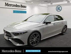 Grau Gebraucht 2025 Mercedes A200 AMG Limousine | 41.900 €