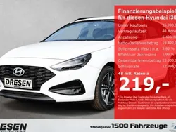 Weiß Gebraucht 2025 Hyundai i30 Advantage Kombi | 25.990 € (Fairer Preis)