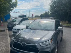 Grau Gebraucht 2020 Toyota Highlander SUV | 33.700 €