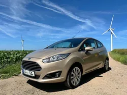 Beige Gebraucht 2016 Ford Fiesta Titanium Kleinwagen | 7.399 € (Fairer Preis)
