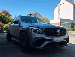 Grau Gebraucht 2018 Mercedes GLC63 AMG AMG SUV | 46.100 € (Fairer Preis)
