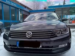 Grau Gebraucht 2019 VW Passat Kombi | 14.200 € (Guter Preis)