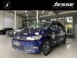 Atlantik blue metallic Gebraucht 2024 VW Touran Comfortline Van / Kleinbus | 33.990 € (Fairer Preis)