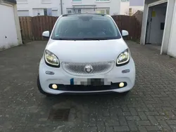 Weiß Gebraucht 2016 Smart ForFour Prime Limousine | 6.900 € (Guter Preis)
