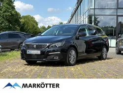 Schwarz perla nera metallic Gebraucht 2021 Peugeot 308 Allure Kombi | 18.790 € (Guter Preis)