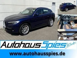 Blau Gebraucht 2019 Alfa Romeo Stelvio Lusso SUV | 22.490 € (Teuer)