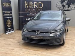 Delfingrau metallic (metallic) Gebraucht 2022 VW Golf VIII Kombi | 19.399 € (Superpreis)