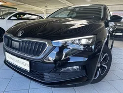 : schwarzmagic perleffekt Gebraucht 2020 Skoda Scala Drive Kleinwagen | 16.490 € (Guter Preis)