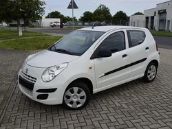 Weiß Gebraucht 2009 Suzuki Alto Club Kleinwagen | 2.999 € (Etwas zu teuer)