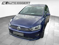 Blau Gebraucht 2017 VW Golf Sportsvan Sound Van / Kleinbus | 12.990 € (Fairer Preis)