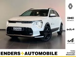 Weiß Gebraucht 2023 Kia e-Niro Inspiration SUV | 30.380 € (Guter Preis)