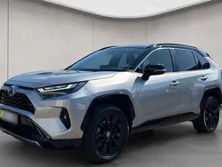 Silber Gebraucht 2024 Toyota RAV4 Hybrid Style SUV | 42.980 € (Fairer Preis)