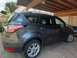 Grau Gebraucht 2019 Ford Kuga Titanium SUV | 15.000 € (Guter Preis)