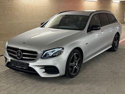Silber Gebraucht 2020 Mercedes E300 AMG Limousine | 25.900 € (Fairer Preis)