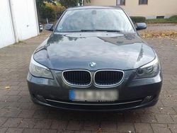 Grau Gebraucht 2009 BMW 520 Kombi | 5.300 € (Fairer Preis)