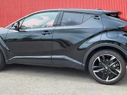 Schwarz Gebraucht 2024 Toyota C-HR Edition SUV | 28.490 € (Fairer Preis)