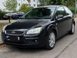 Schwarz Gebraucht 2005 Ford Focus Titanium Kleinwagen | 1.300 € (Guter Preis)