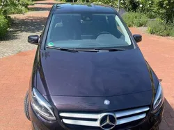 Violet Gebraucht 2016 Mercedes B180 Van / Kleinbus | 10.850 € (Fairer Preis)