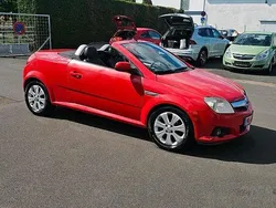 Rot Gebraucht 2006 Opel Tigra Cabrio | 3.000 € (Fairer Preis)