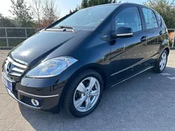 Schwarz metallic Gebraucht 2012 Mercedes A160 Avantgarde SUV | 7.300 € (Fairer Preis)