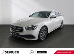Weiß Gebraucht 2023 Mercedes E450 Avantgarde Limousine | 49.948 € (Teuer)