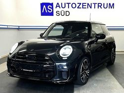Schwarz Gebraucht 2024 Mini Cooper Kleinwagen | 31.900 €