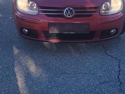 Rot Gebraucht 2009 VW Golf VI Kleinwagen | 1.650 € (Fairer Preis)