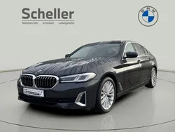 Grau Gebraucht 2022 BMW 520 Luxury Line Limousine | 39.900 € (Teuer)