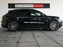 Schwarz Gebraucht 2024 Porsche Cayenne SUV | 97.880 € (Superpreis)