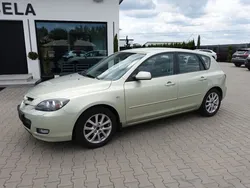Gelb Gebraucht 2009 Mazda 3 Active Limousine | 2.990 € (Fairer Preis)