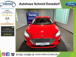 Rot Gebraucht 2021 Ford Focus Cool & Connect Kombi | 18.490 € (Etwas zu teuer)