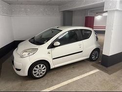 Weiß Gebraucht 2009 Citroën C1 Kleinwagen | 1.400 € (Fairer Preis)