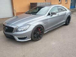 Grau Gebraucht 2011 Mercedes CLS63 AMG Elegance Coupé | 29.000 € (Fairer Preis)
