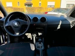 Blau Gebraucht 2003 Seat Cordoba Limousine | 300 € (Superpreis)