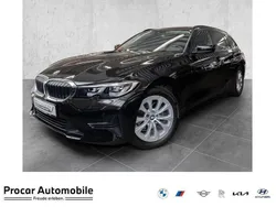 Schwarz Gebraucht 2021 BMW 320 Advantage Kombi | 25.770 € (Guter Preis)