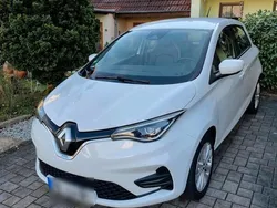 Weiß Gebraucht 2020 Renault Zoe Life Kleinwagen | 10.000 € (Guter Preis)