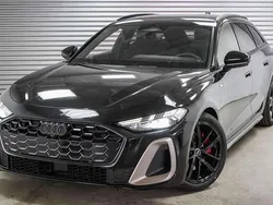Mythosschwarz metalli... Gebraucht 2024 Audi A5 S-Line Coupé | 59.190 € (Fairer Preis)
