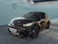 Schwarz Gebraucht 2024 Toyota Yaris Kleinwagen | 46.649 € (Fairer Preis)