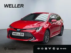 Rot Gebraucht 2020 Toyota Corolla Team Kombi | 23.849 € (Guter Preis)