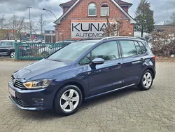 Blau Gebraucht 2014 VW Golf Sportsvan Comfortline Van / Kleinbus | 8.850 € (Fairer Preis)