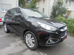 Schwarz Gebraucht 2011 Hyundai ix35 Premium SUV | 7.450 € (Teuer)