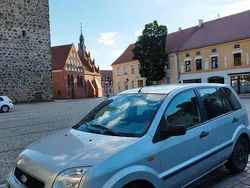 Grün Gebraucht 2002 Ford Fusion Limousine | 1.500 € (Fairer Preis)