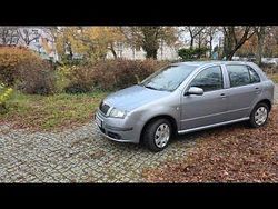 Silber Gebraucht 2007 Skoda Fabia Ambiente Limousine | 2.990 € (Fairer Preis)