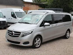 Silber Gebraucht 2018 Mercedes V250 Van / Kleinbus | 26.180 €