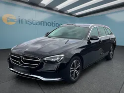 Schwarz Gebraucht 2021 Mercedes E300 Kombi | 34.849 € (Fairer Preis)