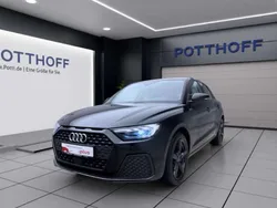 Mythosschwarz metallic Gebraucht 2024 Audi A1 Sportback Kleinwagen | 21.750 € (Guter Preis)