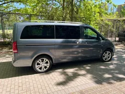 Grau Gebraucht 2016 Mercedes V250 Avantgarde Edition Van / Kleinbus | 39.900 €