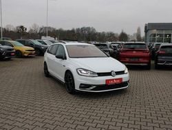 Weiß Gebraucht 2020 VW Golf VII Highline Limousine | 17.930 € (Guter Preis)