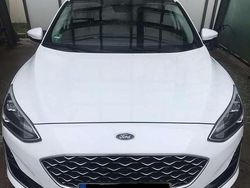 Weiß Gebraucht 2019 Ford Focus Vignale Kombi | 21.900 € (Teuer)