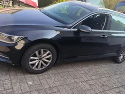 Schwarz Gebraucht 2016 VW Passat Comfortline Kombi | 10.999 € (Fairer Preis)